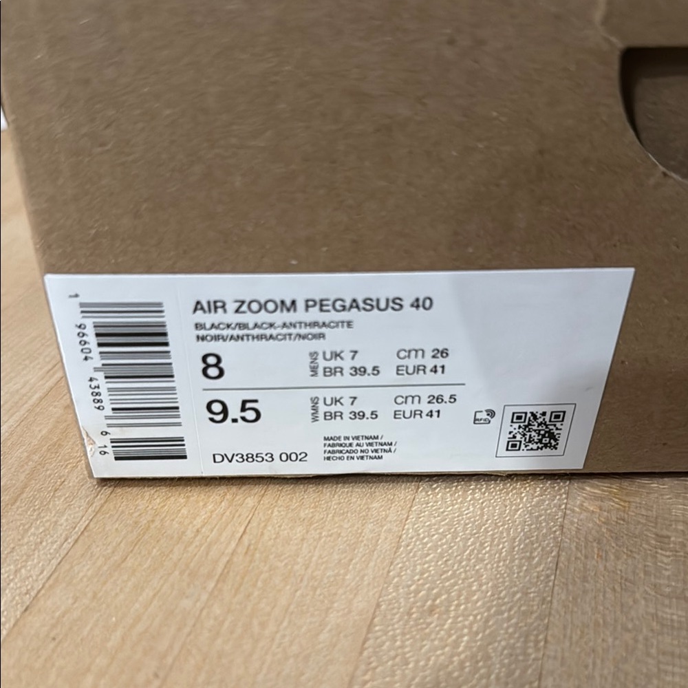 Nike Air Zoom Pegasus 40 Brand New Size 8 Men Running Shoes Black
